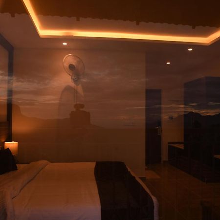 Mirth Hotels And Resorts Kanthalloor Exterior foto