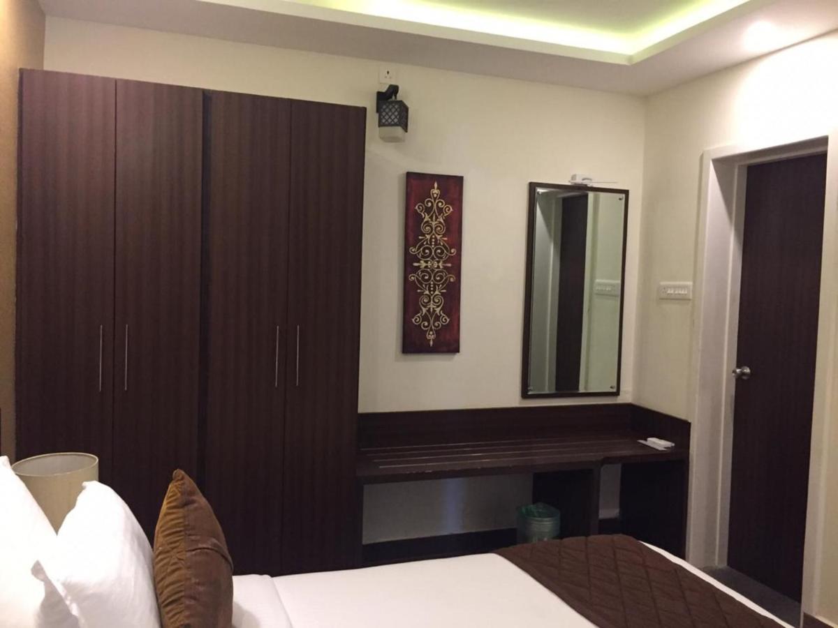Mirth Hotels And Resorts Kanthalloor Exterior foto