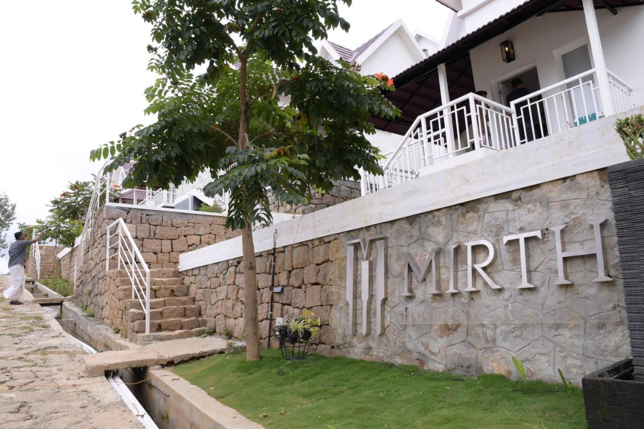 Mirth Hotels And Resorts Kanthalloor Exterior foto